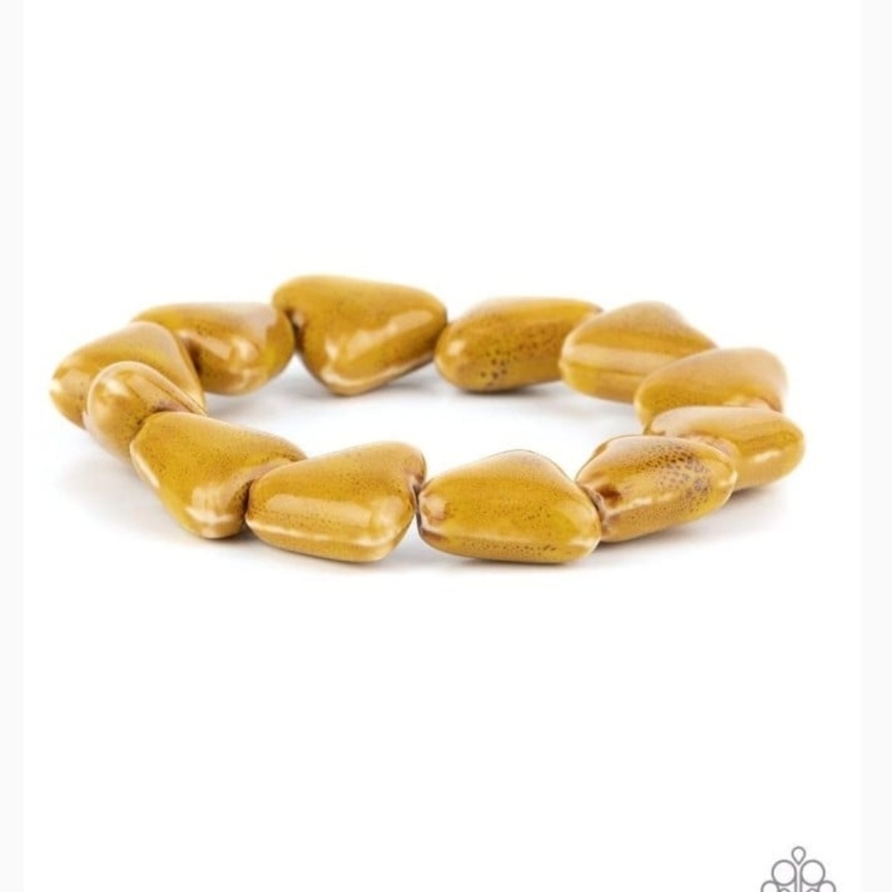 Paparazzi Golden Heart Bead Bracelet SHARK Out of Water Yellow Stretchy Fashion